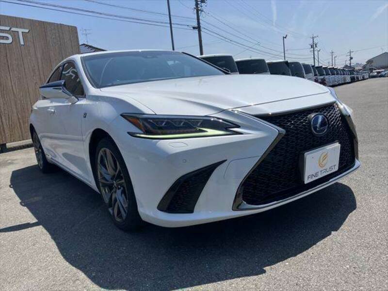 ES