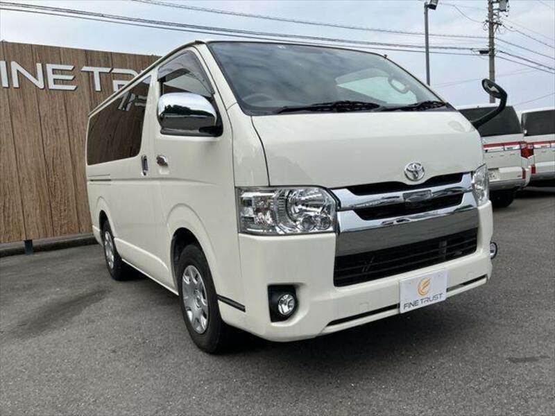 HIACE VAN