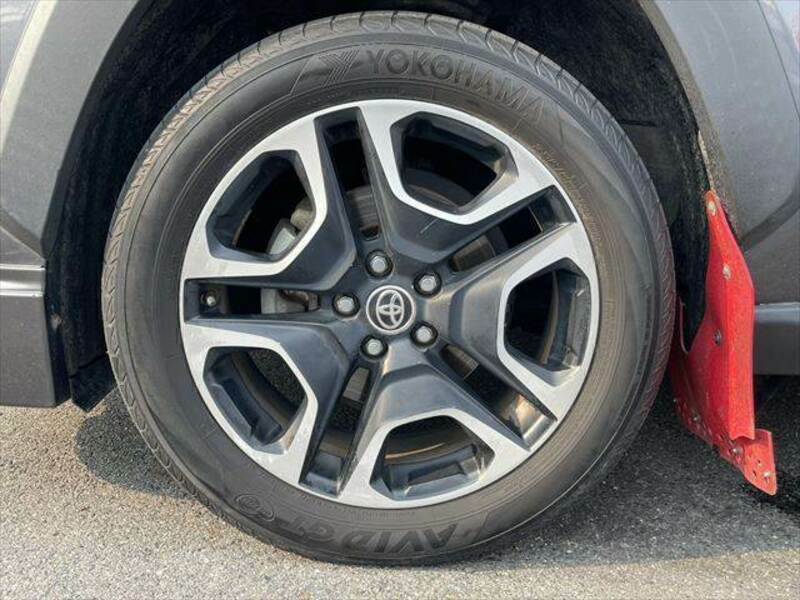 RAV4