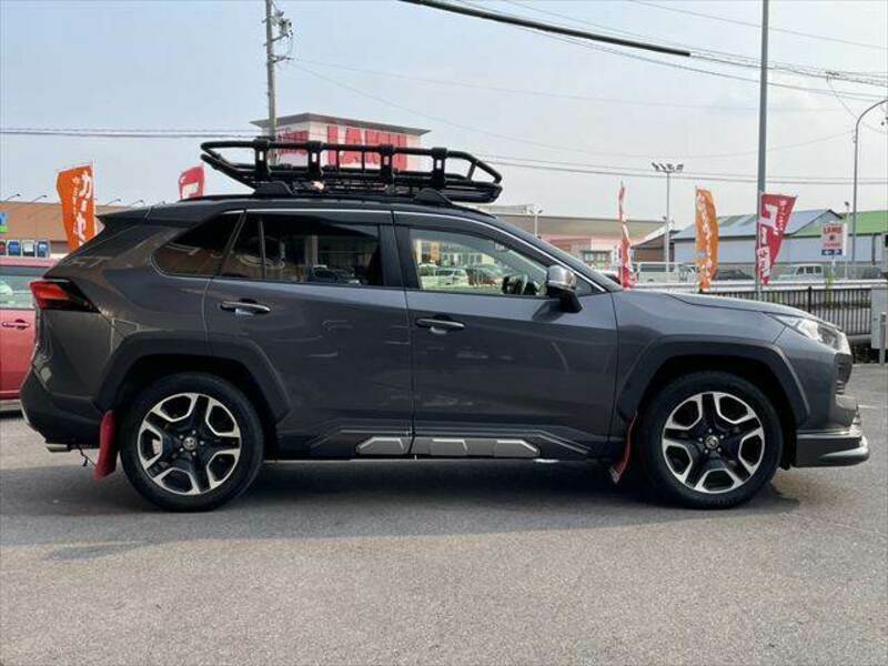 RAV4