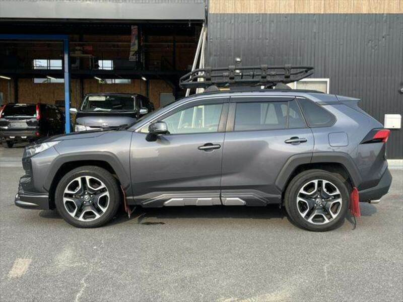 RAV4