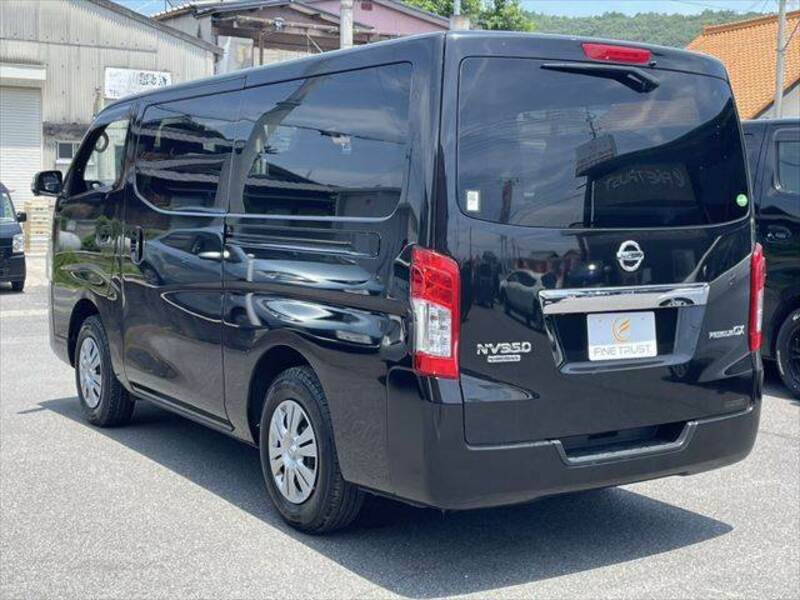NV350 CARAVAN