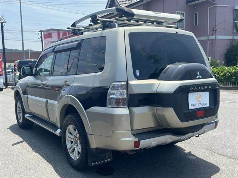 PAJERO