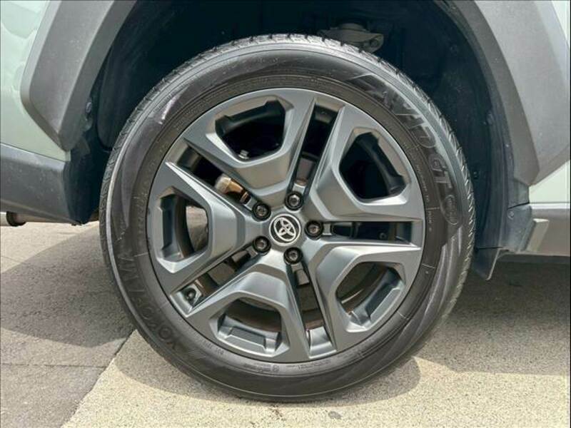RAV4