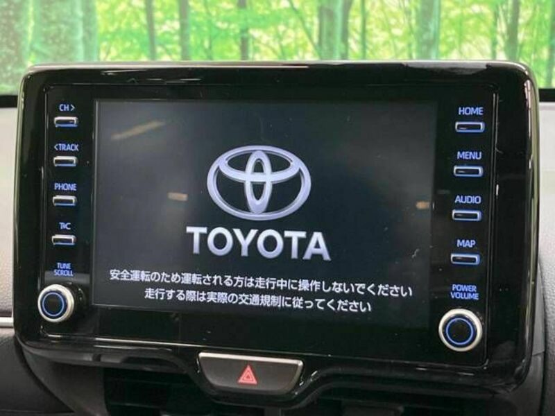 YARIS CROSS