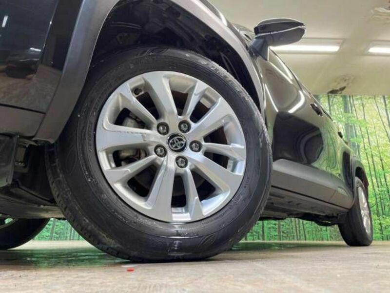 YARIS CROSS