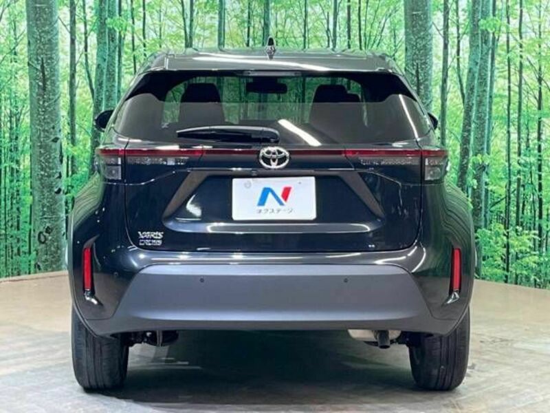 YARIS CROSS