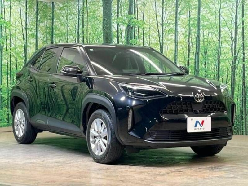 YARIS CROSS