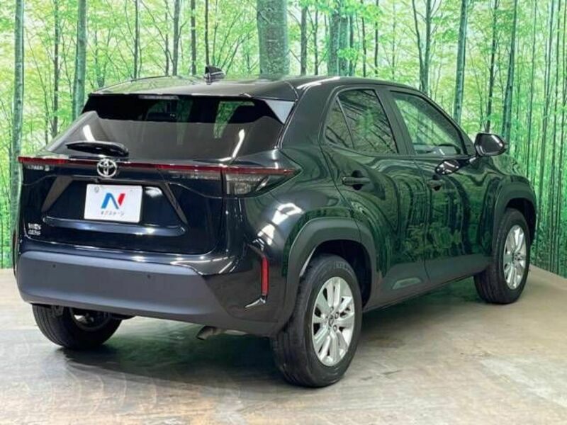 YARIS CROSS
