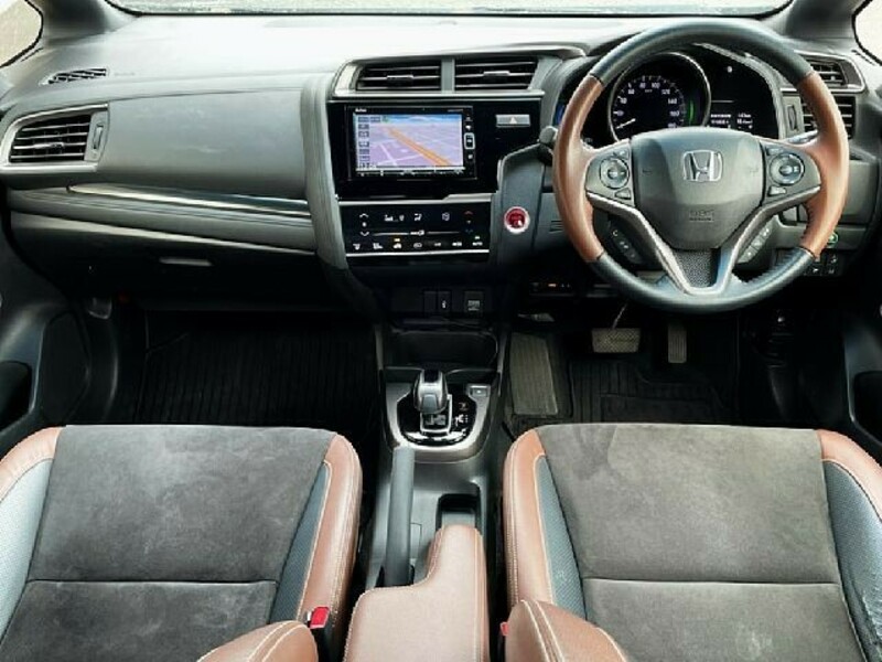 FIT HYBRID