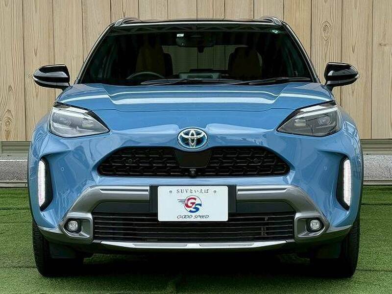 YARIS CROSS