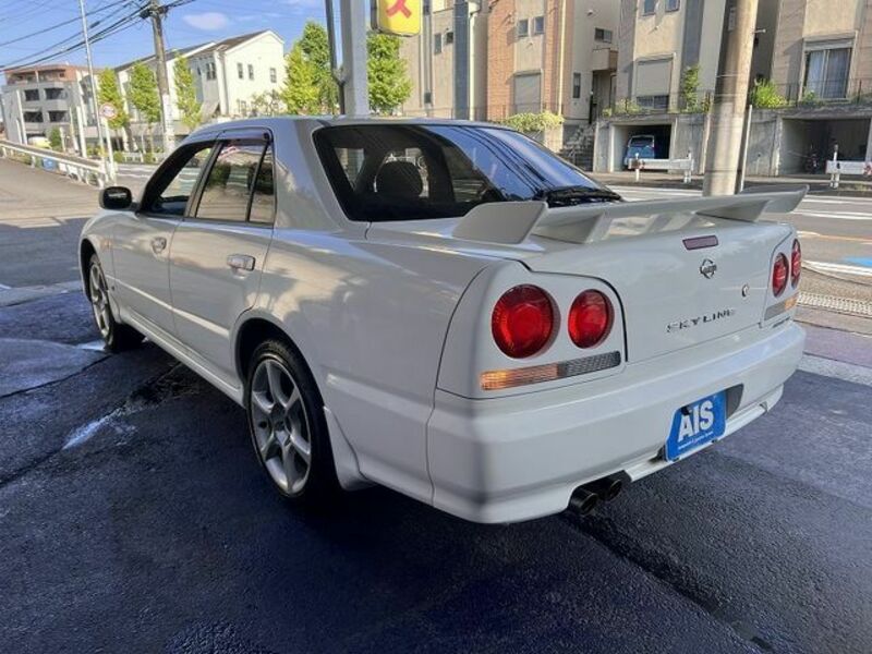 SKYLINE