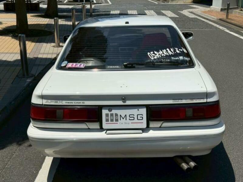 COROLLA LEVIN