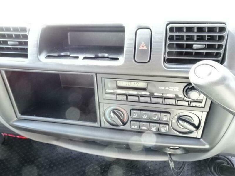 BONGO VAN