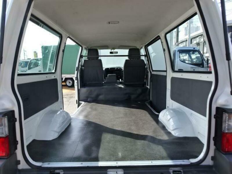 BONGO VAN