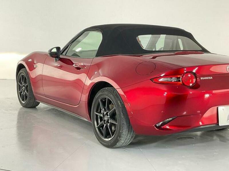 ROADSTER
