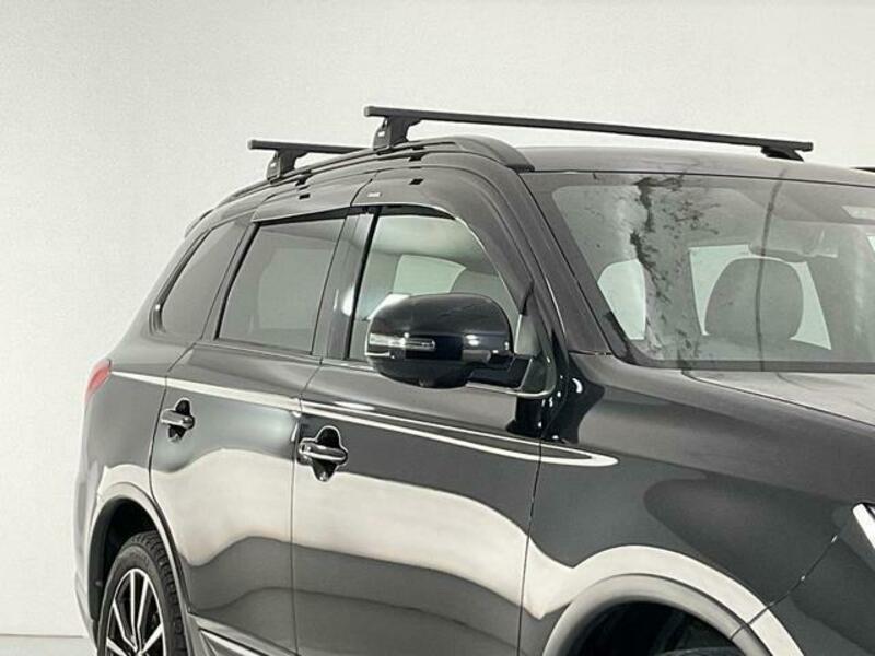 OUTLANDER
