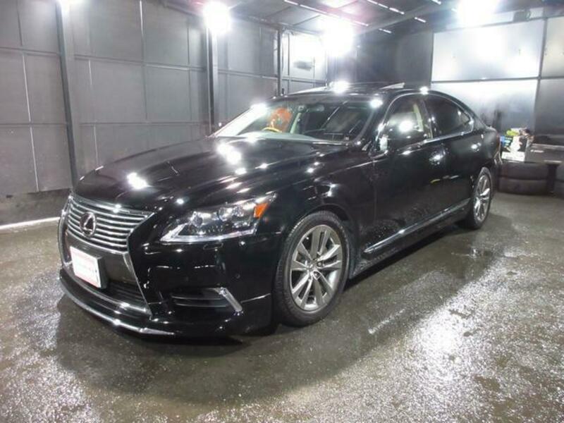 LEXUS LS