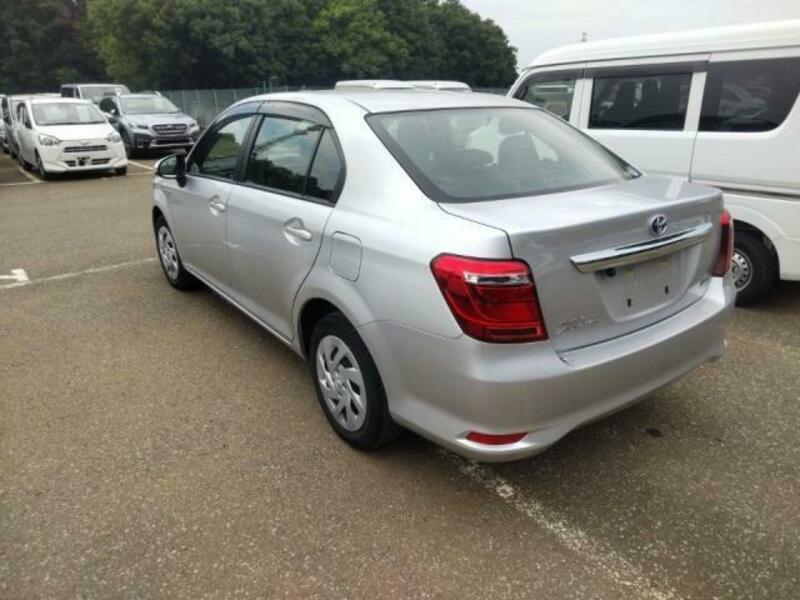 COROLLA AXIO