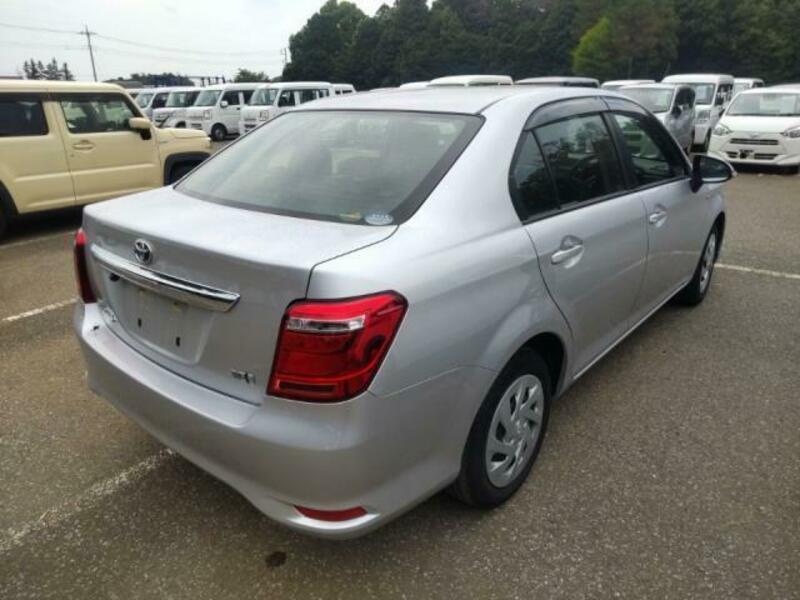 COROLLA AXIO