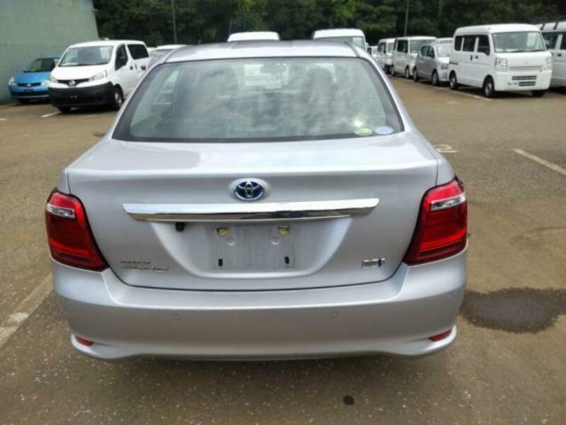 COROLLA AXIO