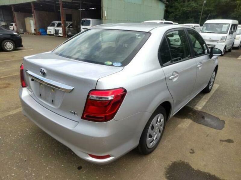 COROLLA AXIO
