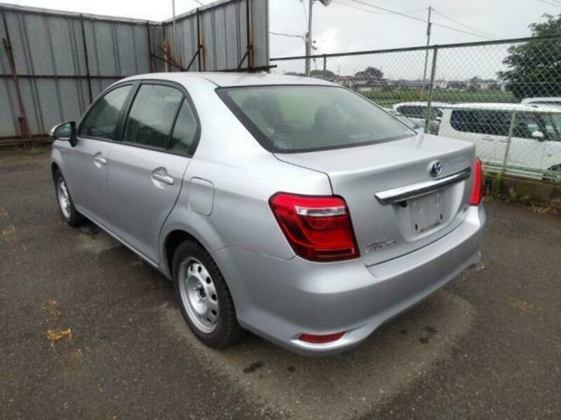 COROLLA AXIO