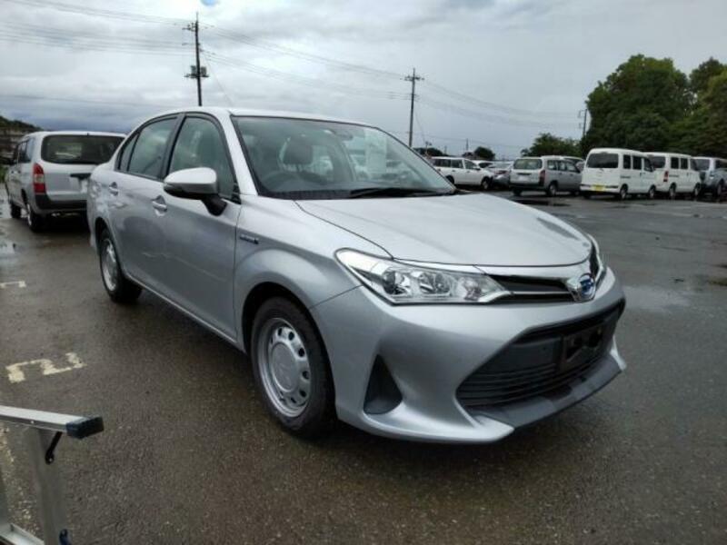 COROLLA AXIO