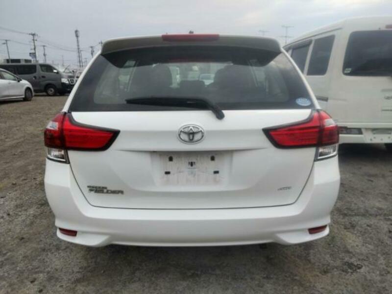 COROLLA FIELDER