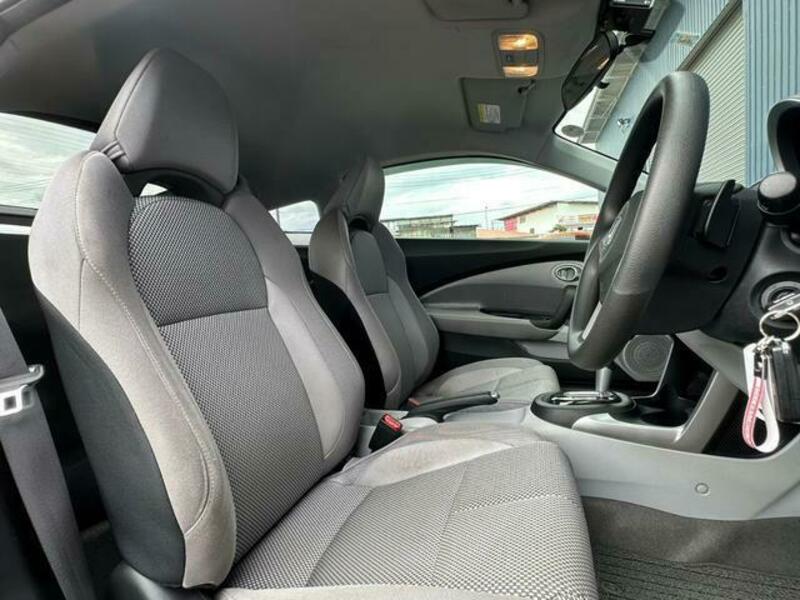 CR-Z