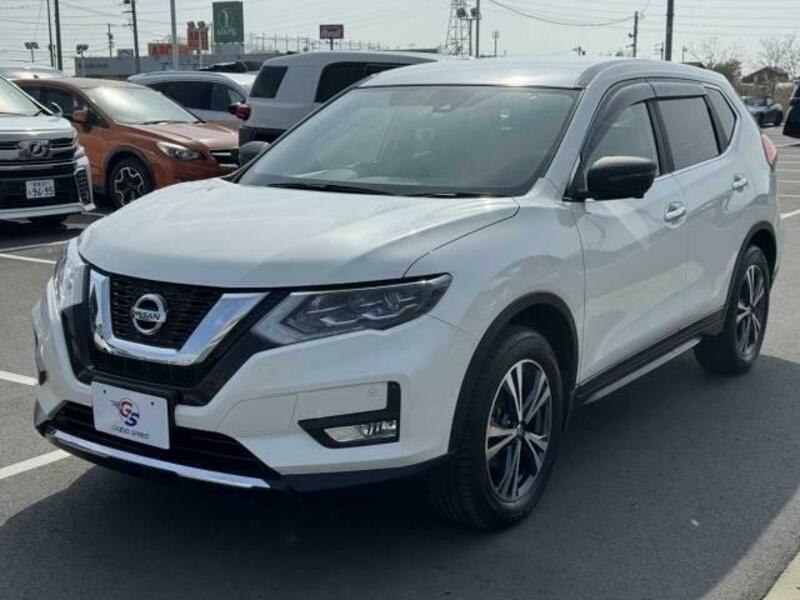 X-TRAIL