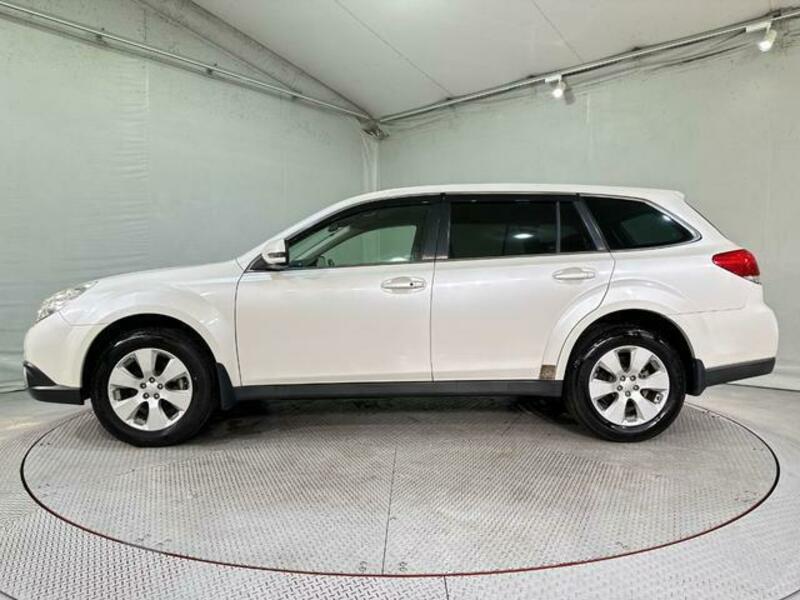 LEGACY OUTBACK