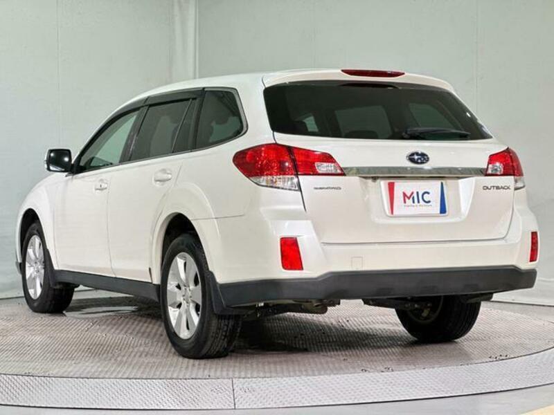 LEGACY OUTBACK