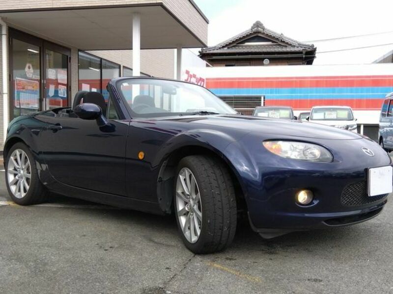 ROADSTER