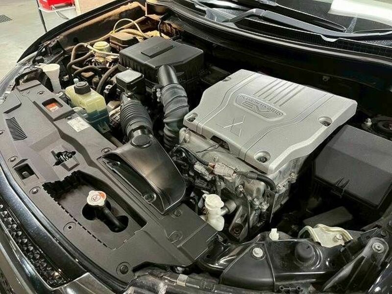 OUTLANDER PHEV