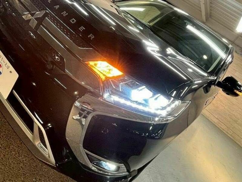 OUTLANDER PHEV