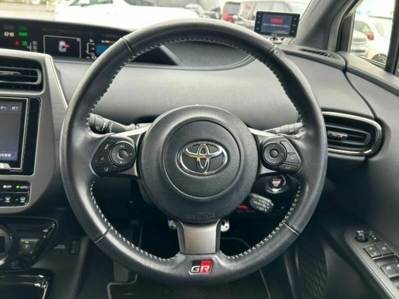PRIUS PHV