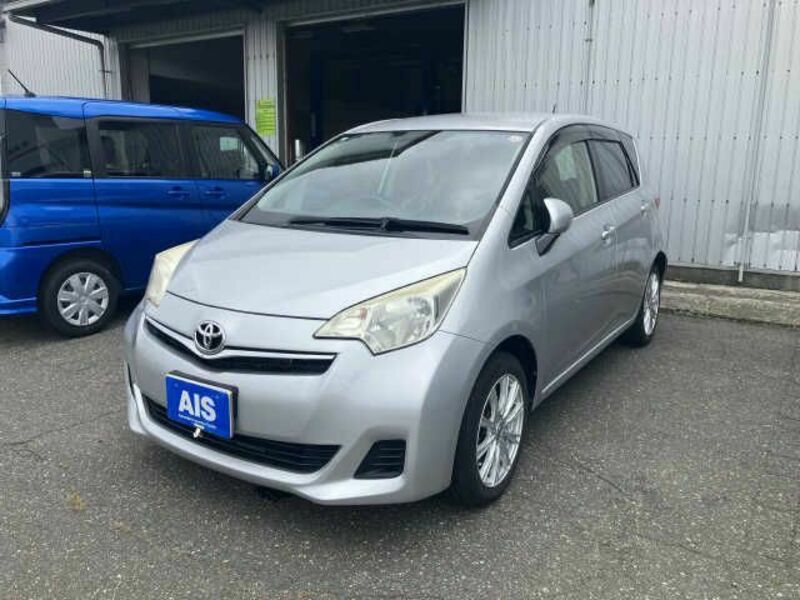 TOYOTA RACTIS