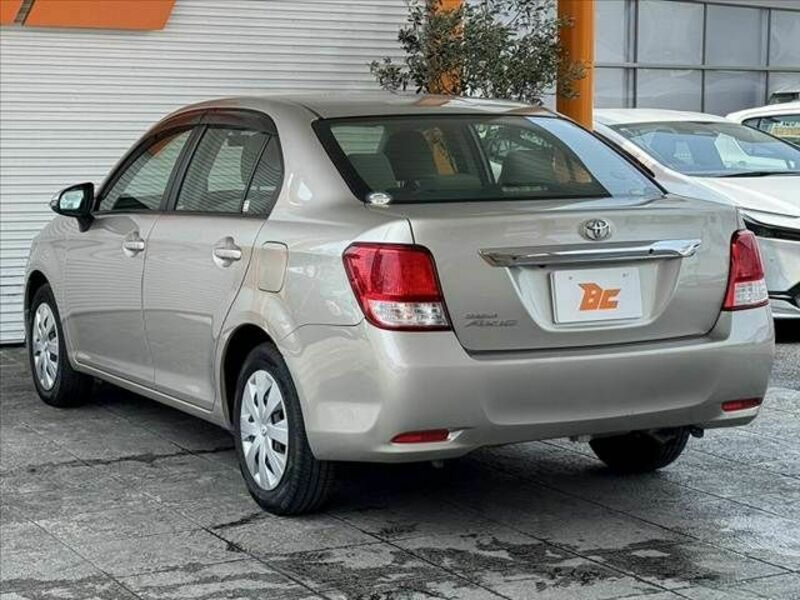 COROLLA AXIO