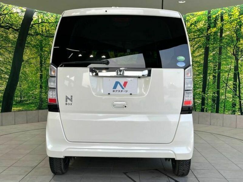 N BOX