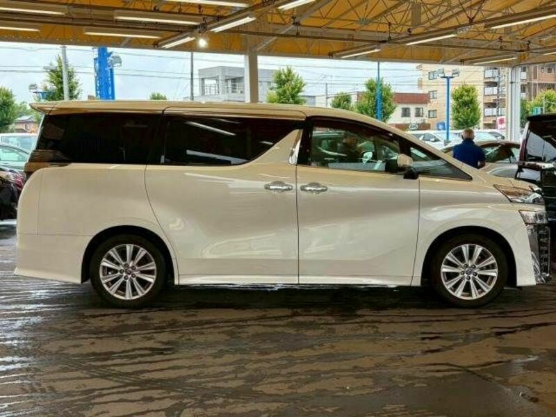 VELLFIRE