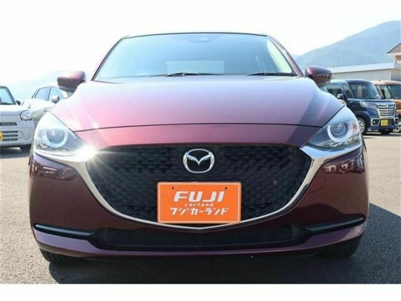 MAZDA2