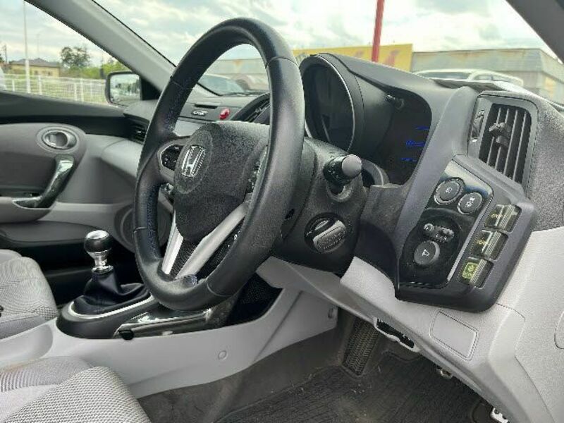 CR-Z