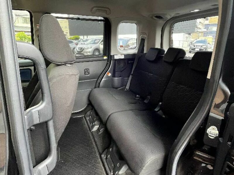 ROOMY