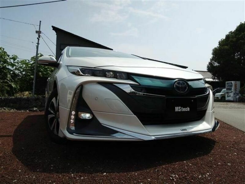 PRIUS PHV