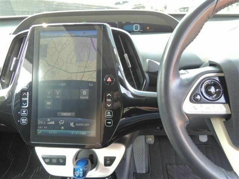 PRIUS PHV