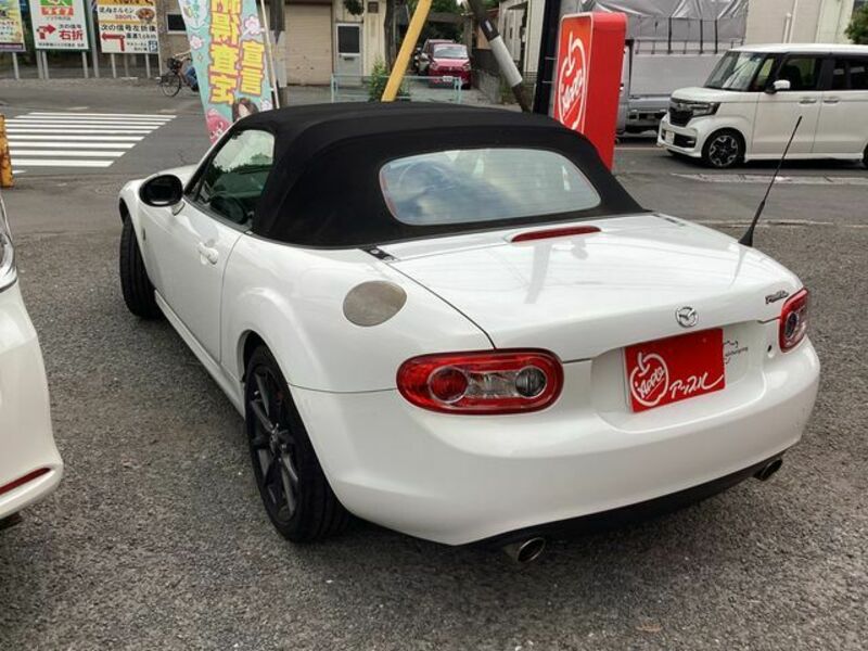 ROADSTER