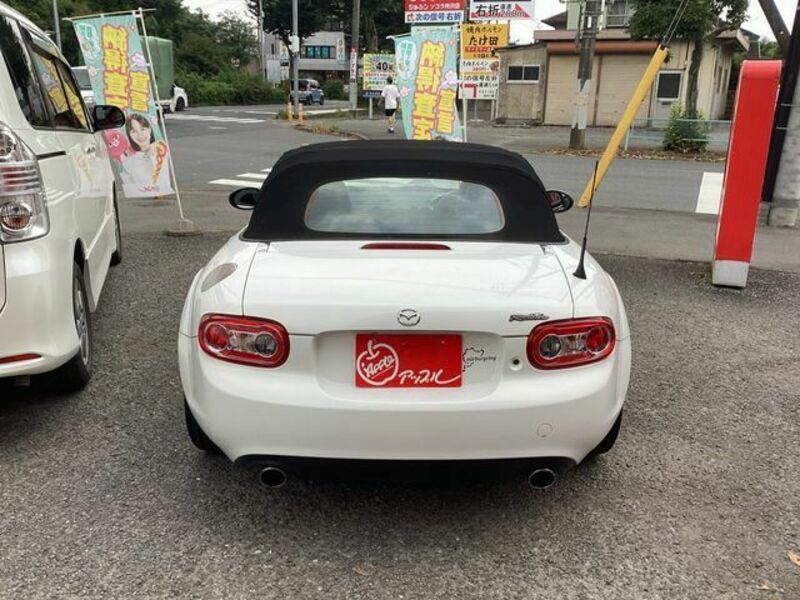 ROADSTER