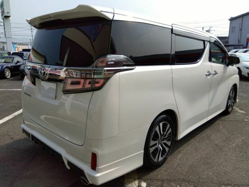 VELLFIRE