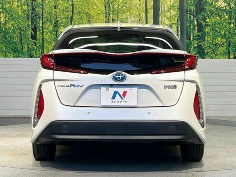 PRIUS PHV
